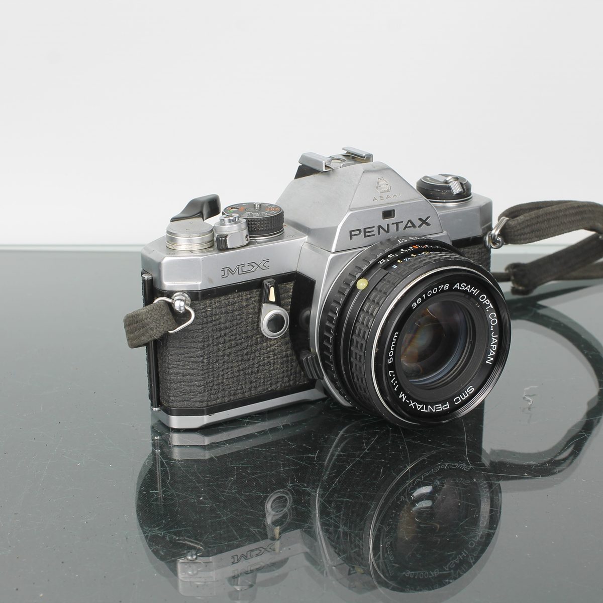 Asahi Pentax MX + SMC Pentax-M 50mm f/1.7