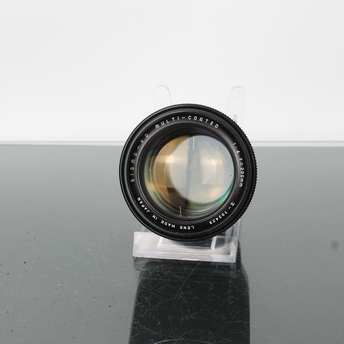 Sigma -XG 1:4 F=200mm