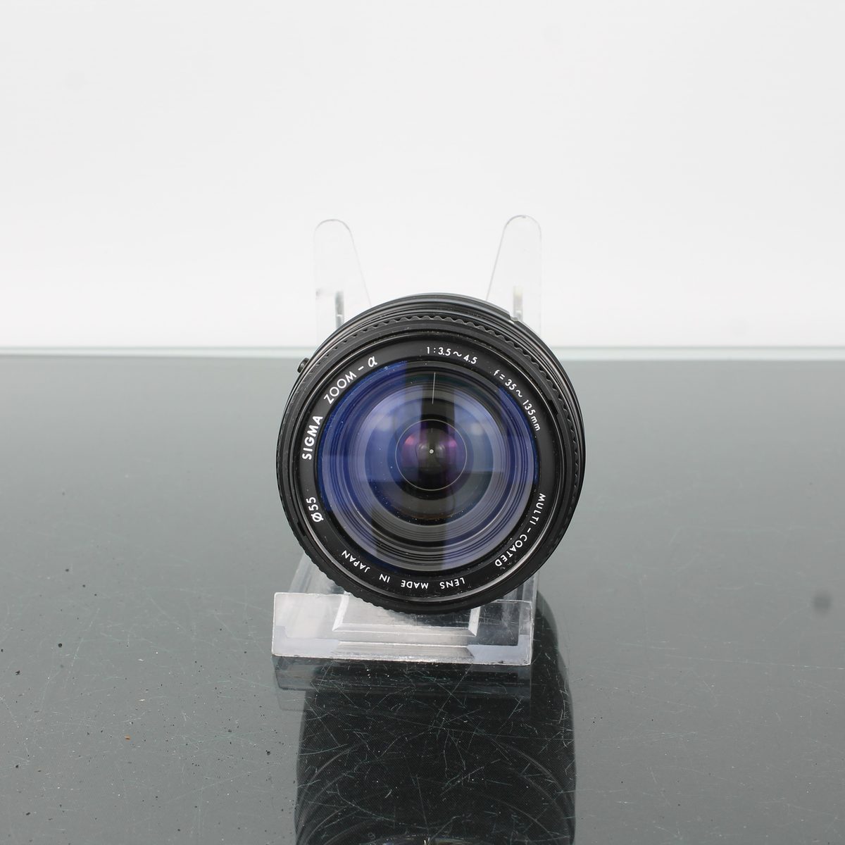 Sigma Zoom-A 35-135mm f/3.5-4.5