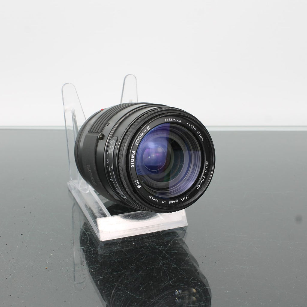 Sigma Zoom-A 35-135mm f/3.5-4.5