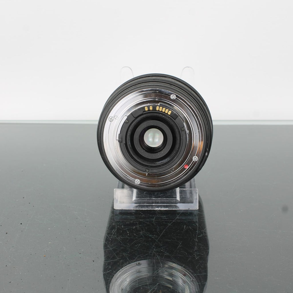 Sigma UC 70-210mm f/4-5.6