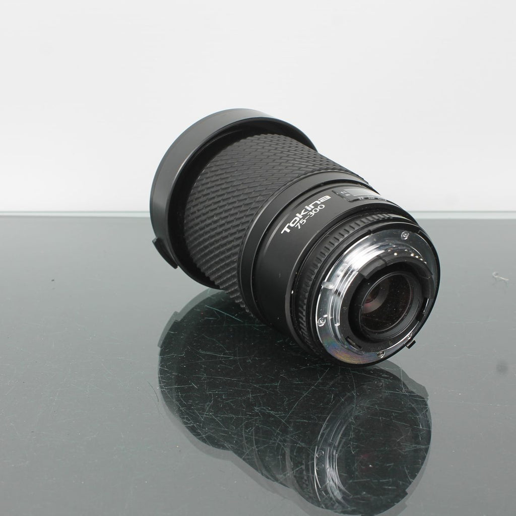 Tokina AF 75-300mm 1:4.5-5.6