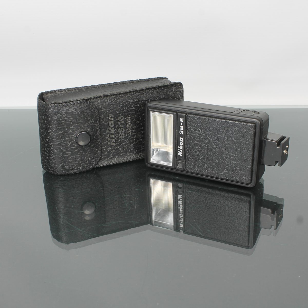 Nikon Speedlight SB-E