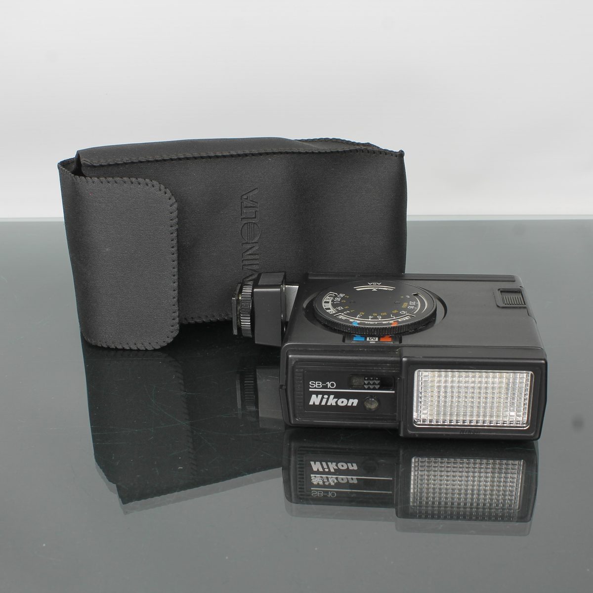 Nikon Speedlight SB-10