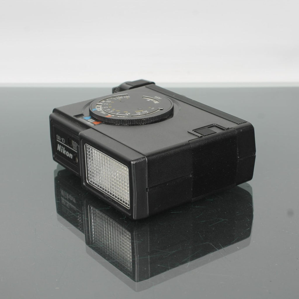 Nikon Speedlight SB-10