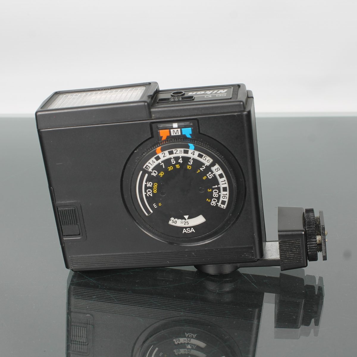 Nikon Speedlight SB-10
