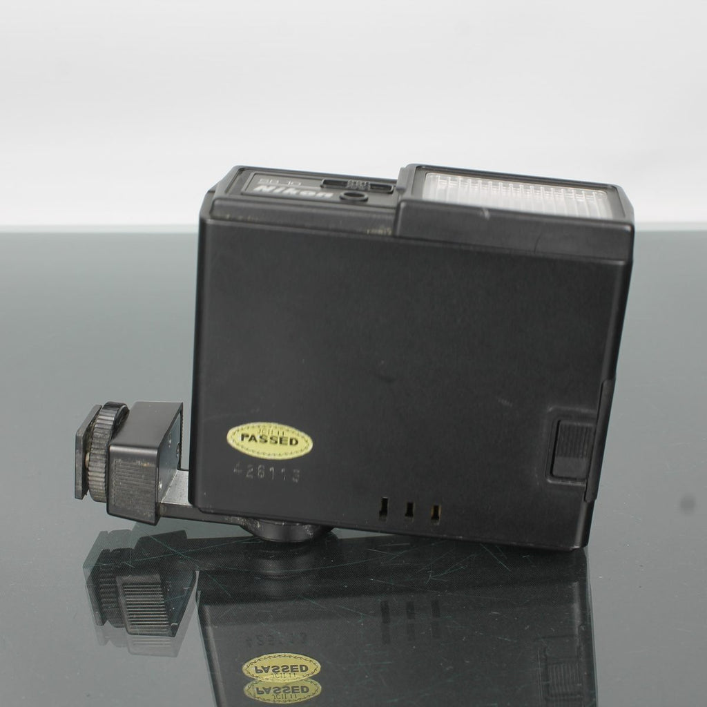 Nikon Speedlight SB-10