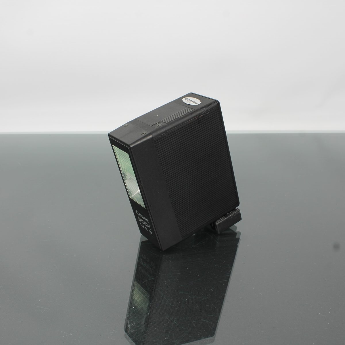 Canon Speedlite 133 D