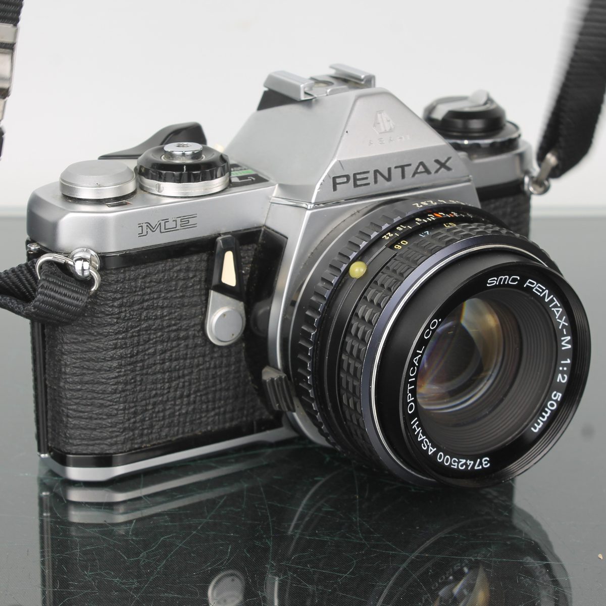 Pentax ME + SMC Pentax-M 50mm f/2 - 35mm SLR Film Camera – Dutch