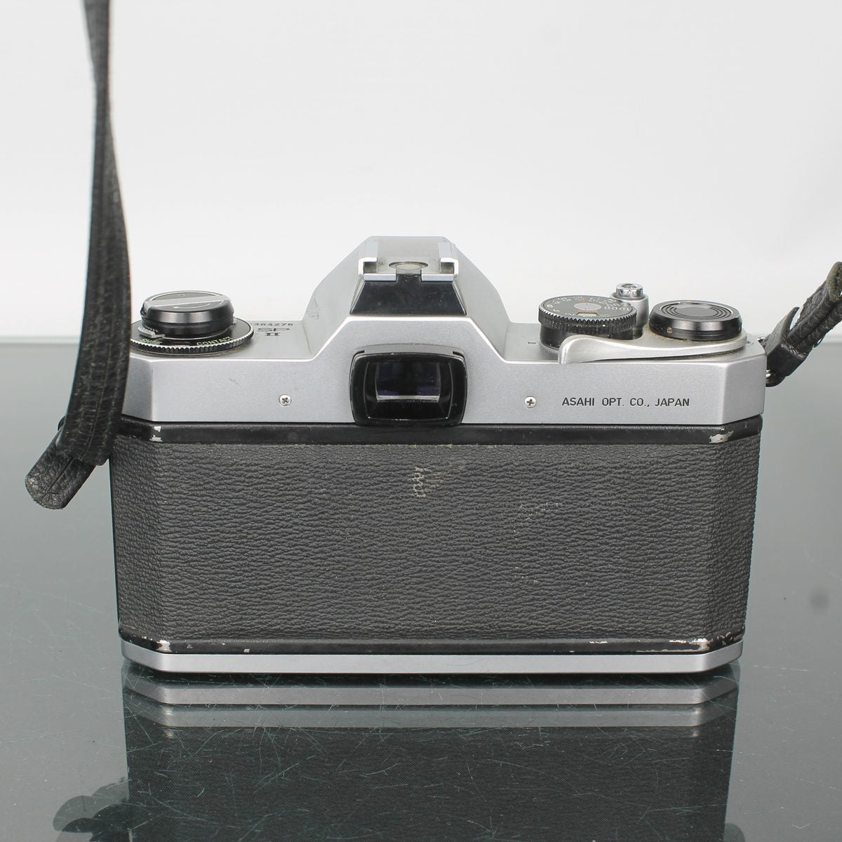 Pentax Spotmatic SP II + Super-Takumar 135mm f/3.5 Film Camera
