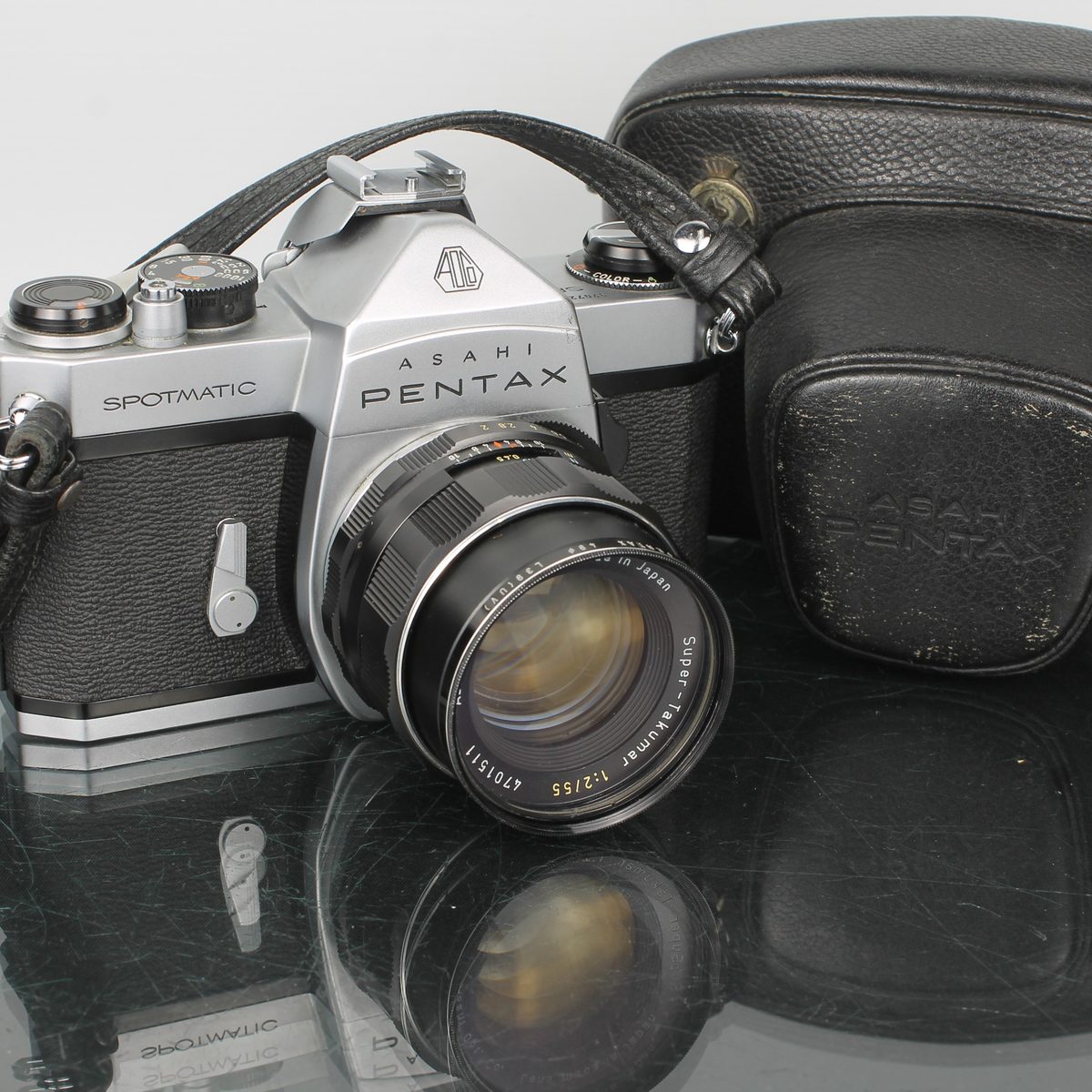 Asahi Pentax Spotmatic SP + Super-Takumar 55mm f/2