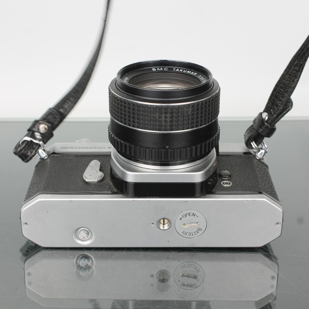 Asahi Pentax Spotmatic F + SMC Takumar 1:1.4/50