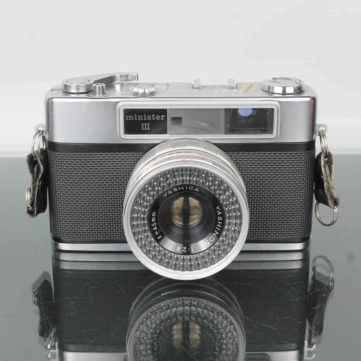 Yashica Minister III Vintage 35mm Rangefinder Film Camera – Dutch