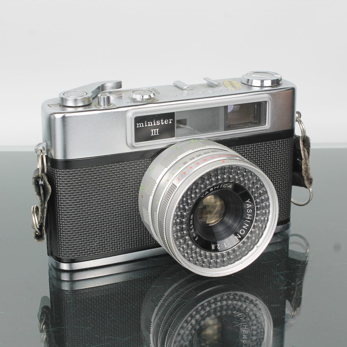 Yashica Minister III