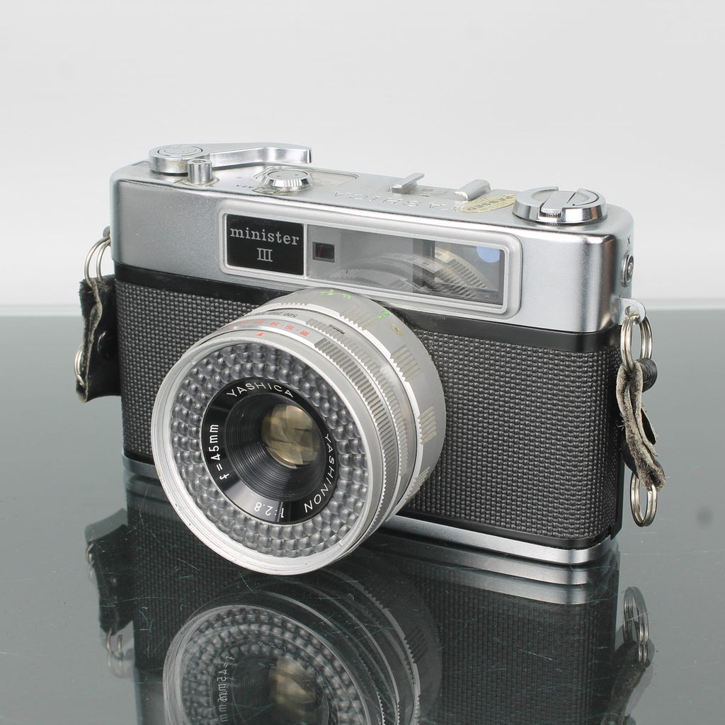 Yashica Minister III