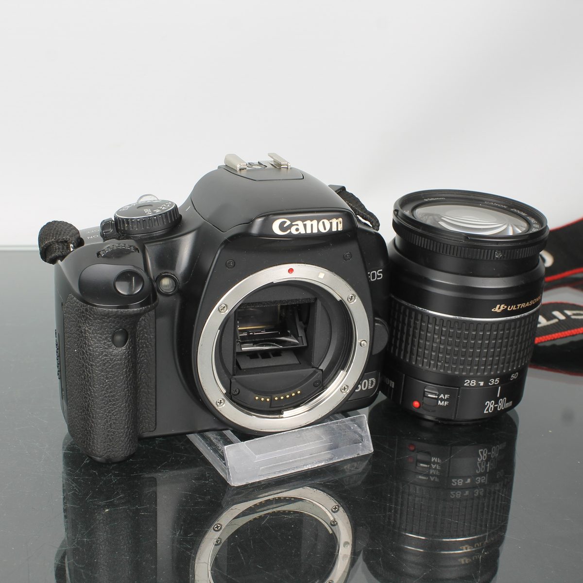 Canon EOS 450D EF 28-80mm f/3.5-5.6