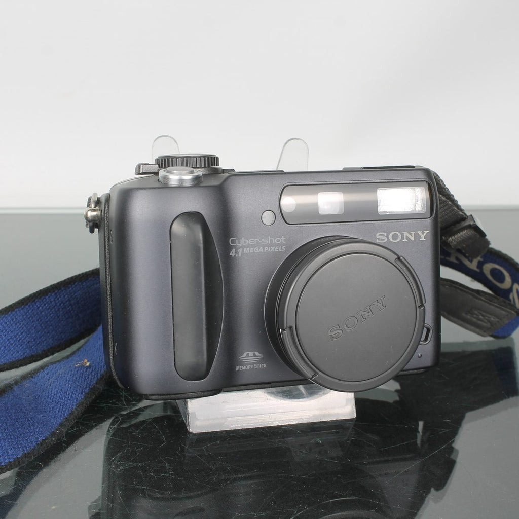 Sony Cyber-shot DSC-S85