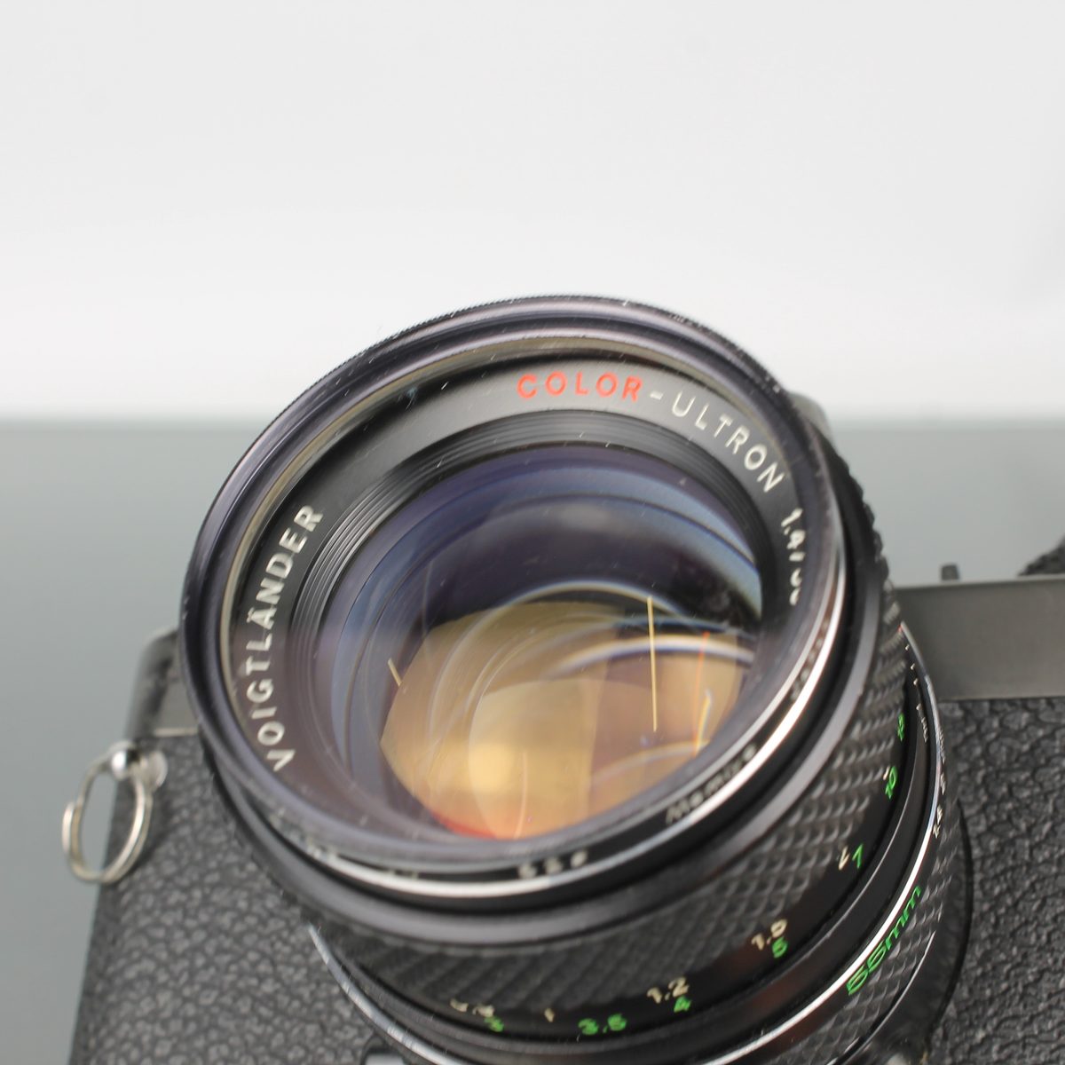 Rolleiflex SL35 E + COLOR-Ultron 1.4/55