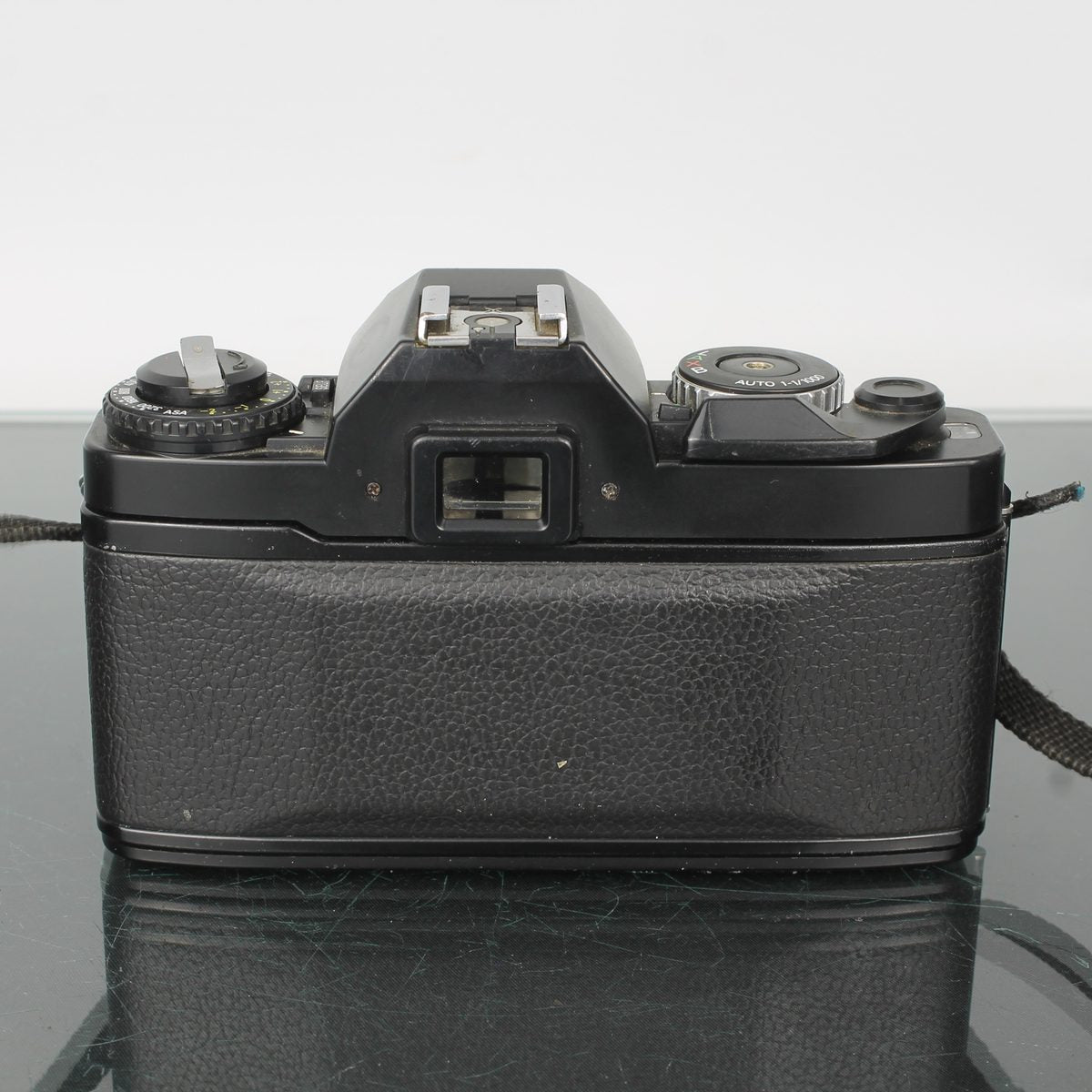 Ricoh XR 6 + XR Rikenon 1:1.4 50mm