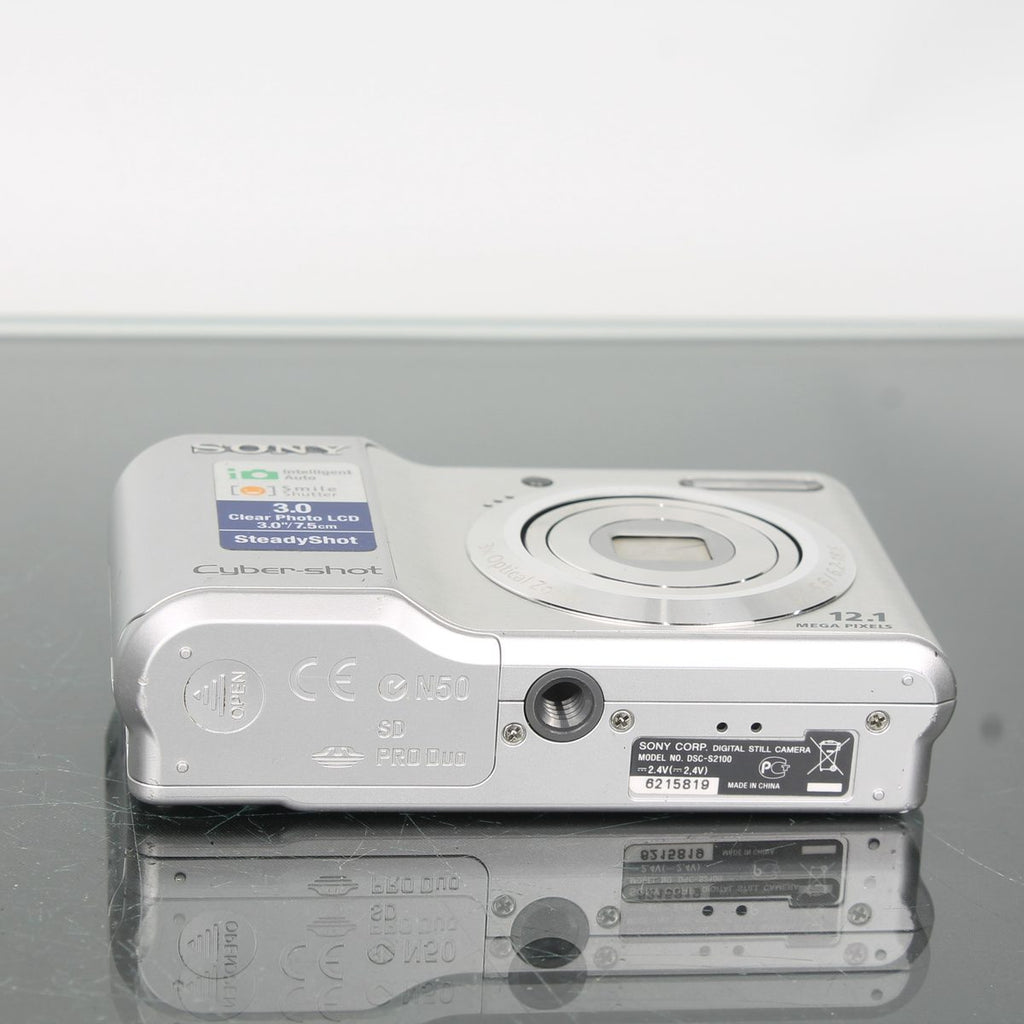 Sony Cyber-shot DSC-S2100