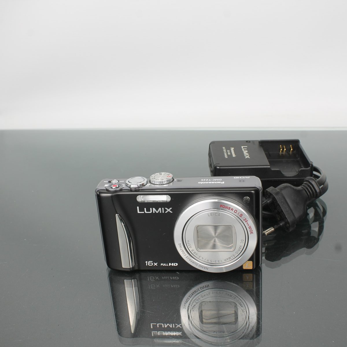 Panasonic Lumix DMC-TZ25