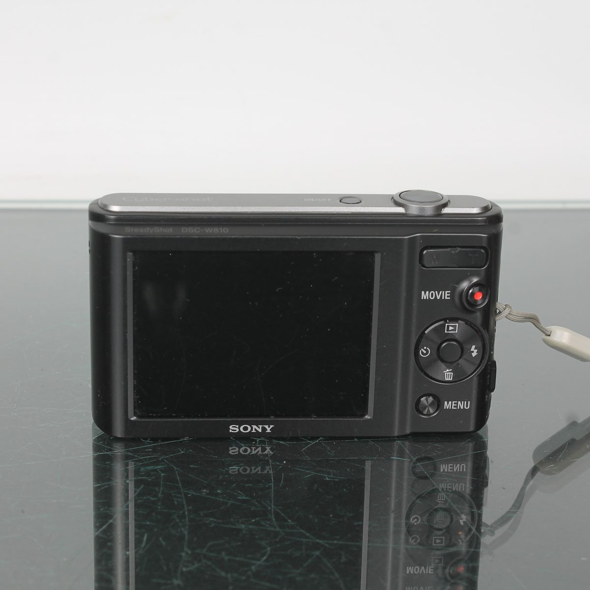 Sony Cyber-shot DSC-W810 Digital Compact Camera - 20.1MP 6x Zoom