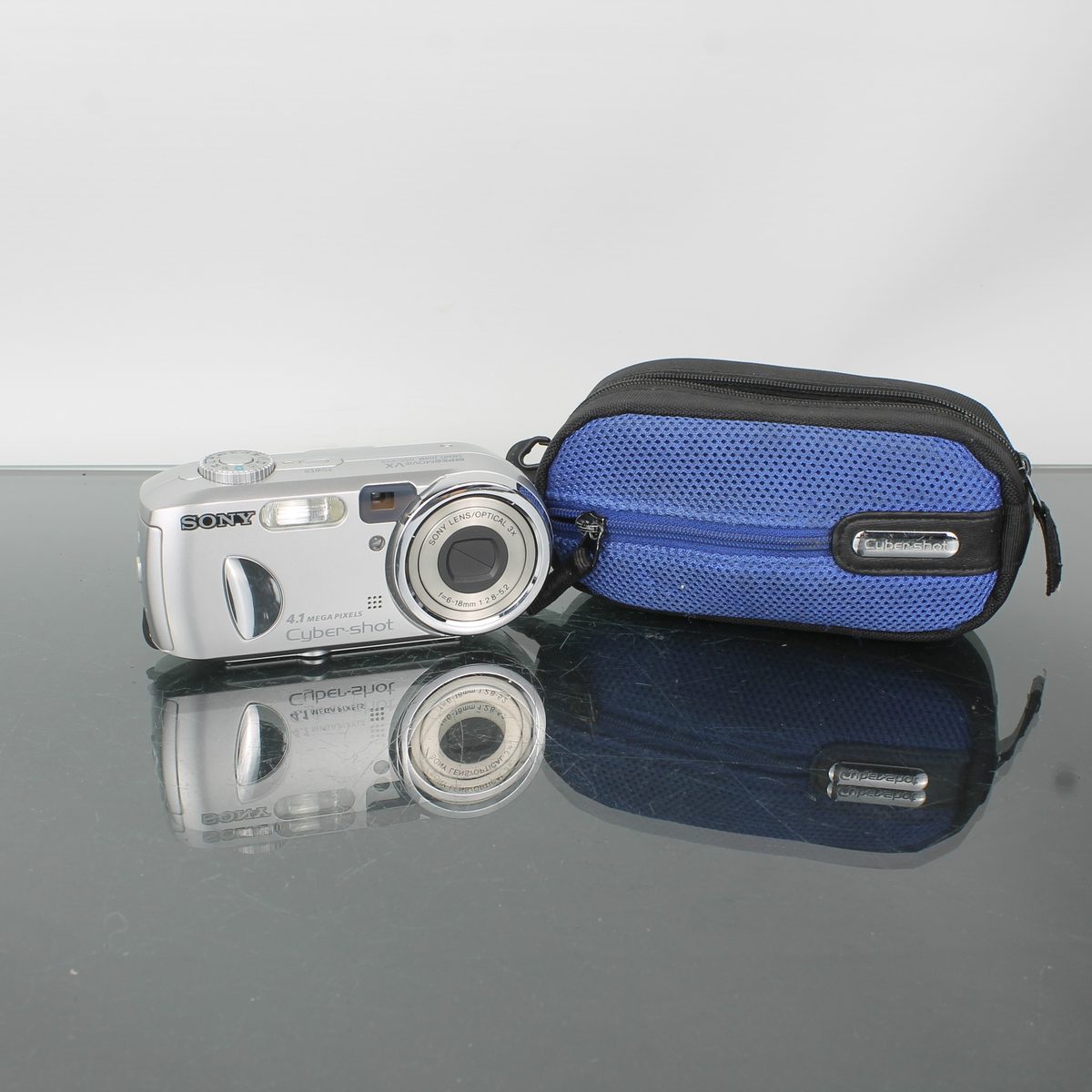 Sony CyberShot DSC-P73