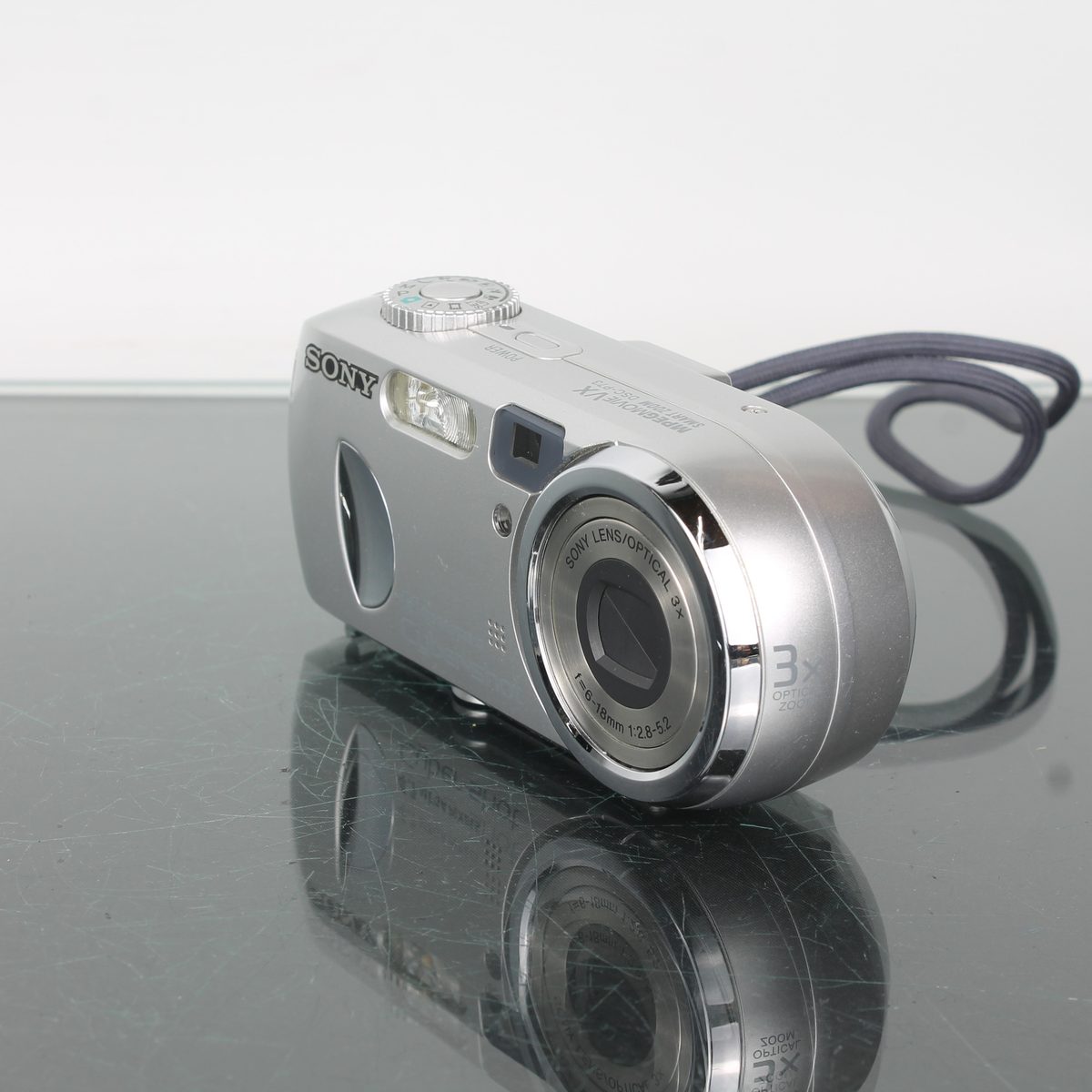 Sony CyberShot DSC-P73