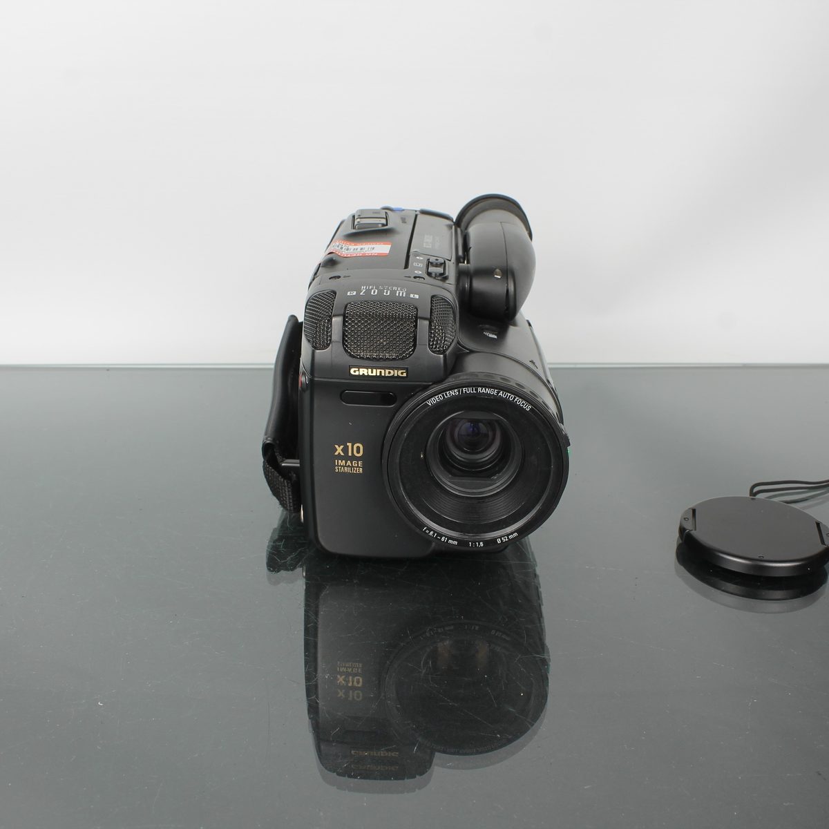 Grundig Hi8 Livecam LC485HE + Sony Wide Conversion Lens