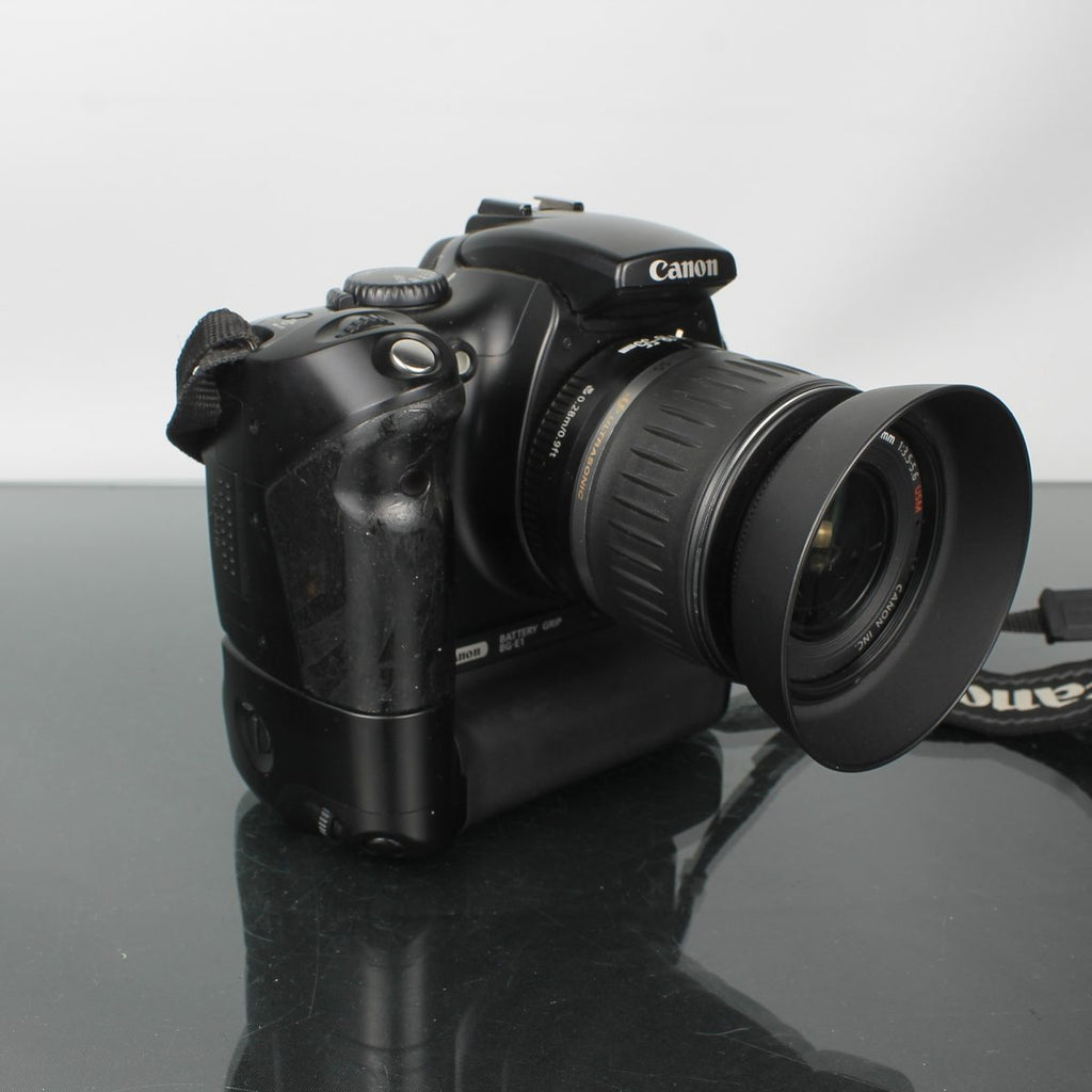 Canon EOS 300D + EF-S 18-55mm f/3.5-5.6