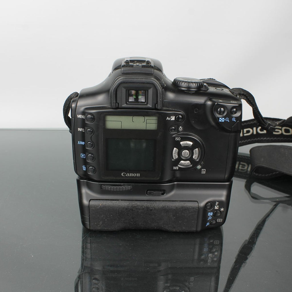 Canon EOS 300D + EF-S 18-55mm f/3.5-5.6