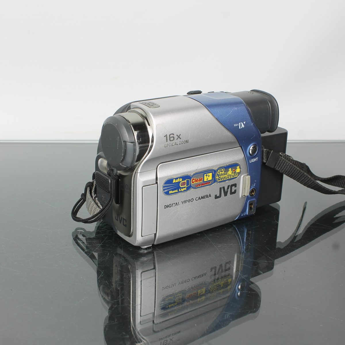 JVC GR-D24E