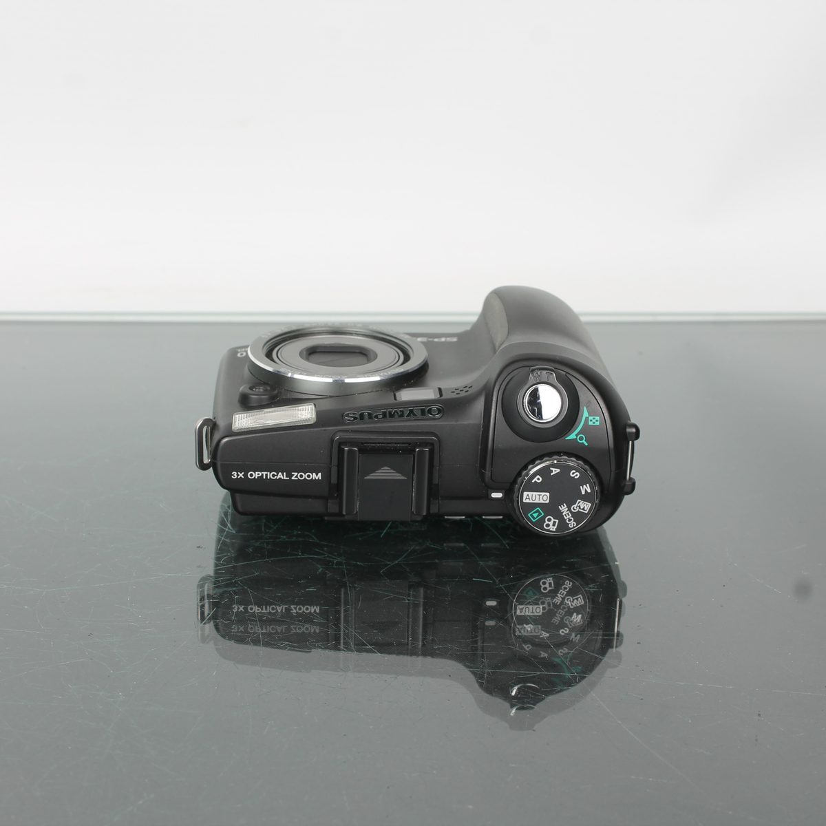 Olympus SP-350 + Underwater Kit
