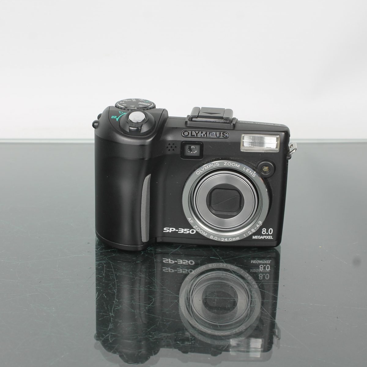 Olympus SP-350 + Underwater Kit