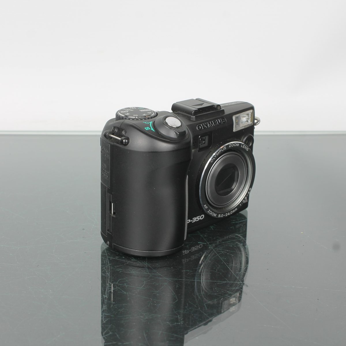 Olympus SP-350 + Underwater Kit
