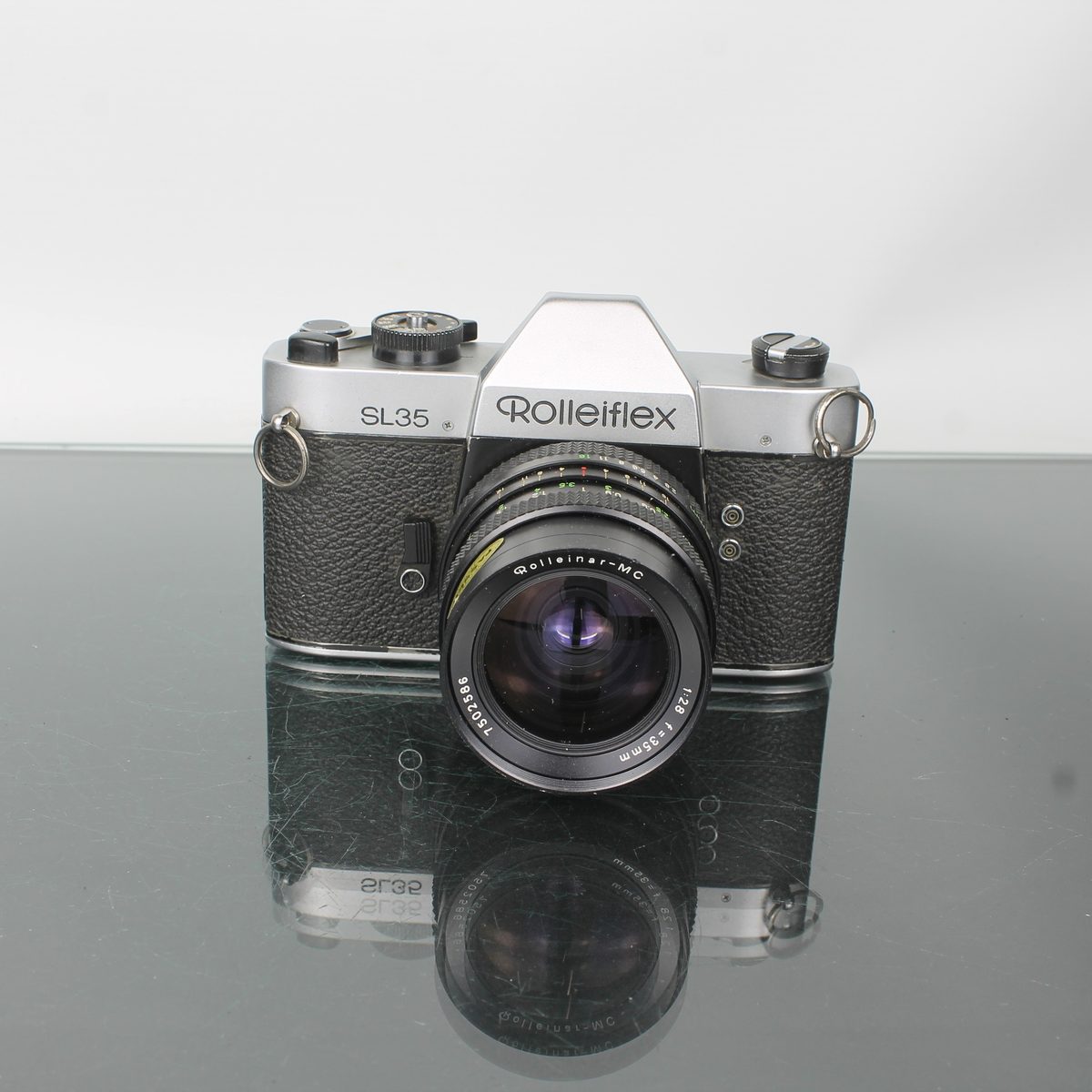 Nikon F3 & 50mm f/1.4 Review: Classic Film Kit That Lasts