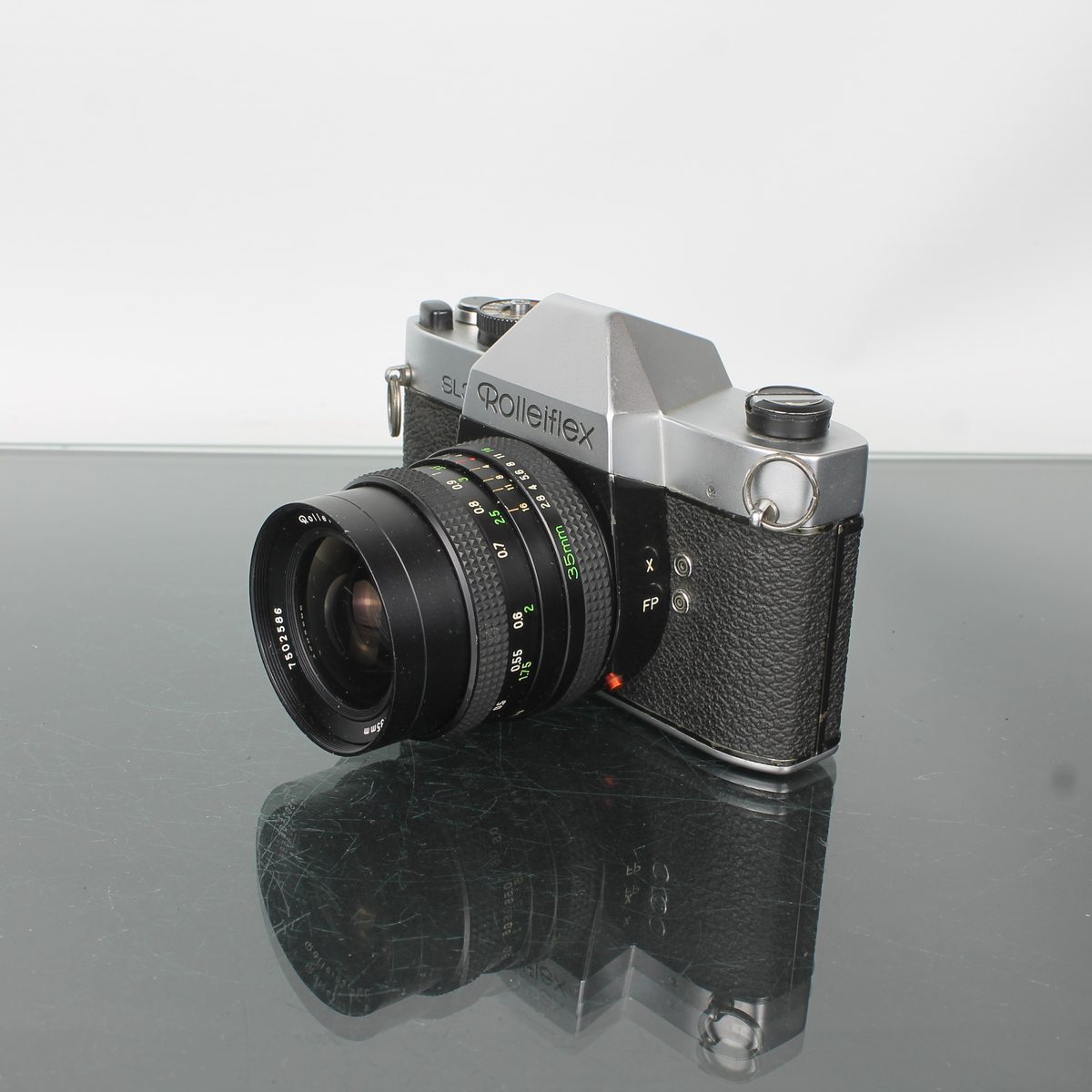 Rolleiflex SL35 + Rolleinar-MC 1:2.8 F=35mm