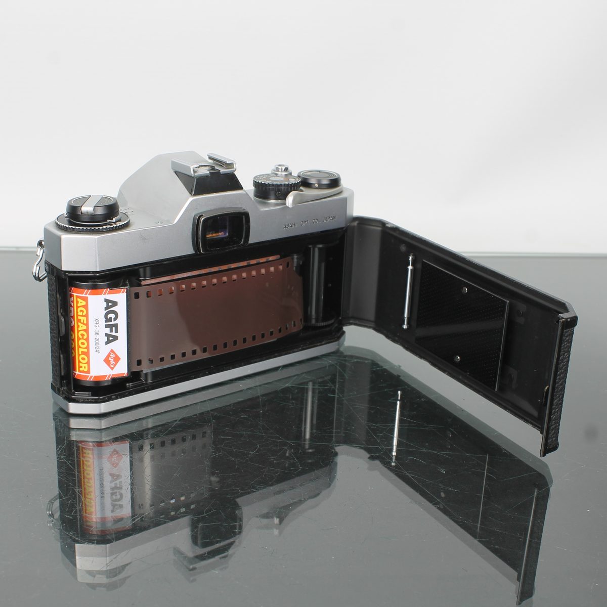 Pentax Spotmatic F + SMC Takumar 55mm f/1.8