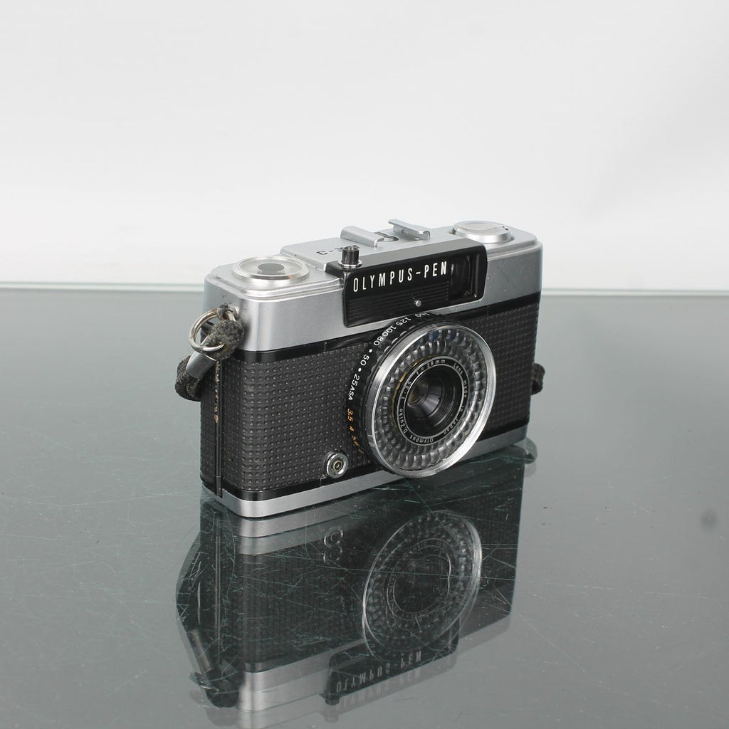 Olympus Pen EE-3