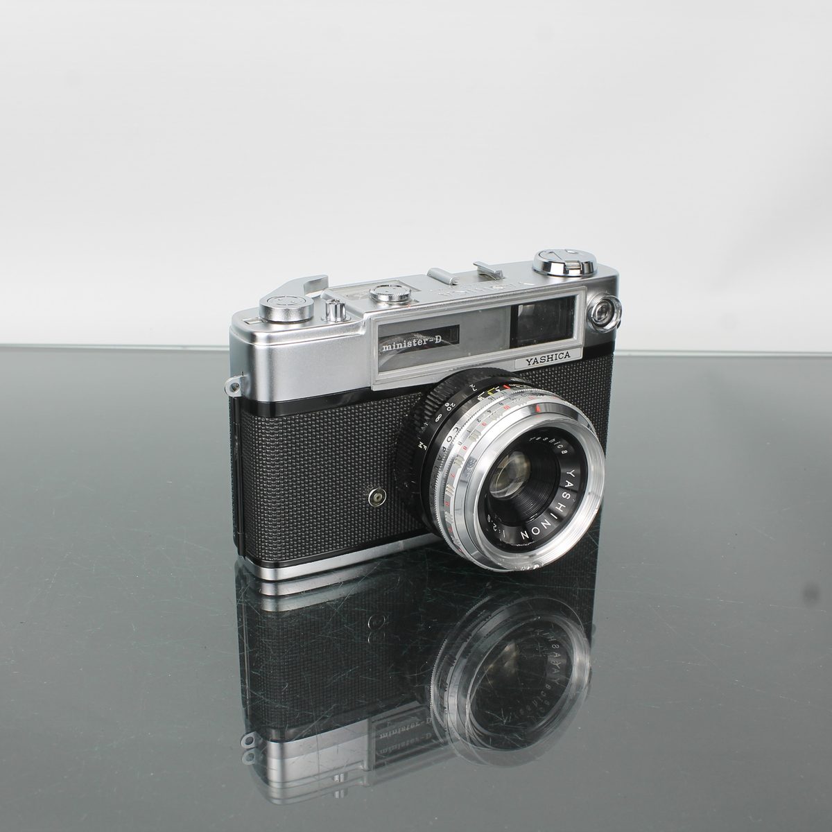 Yashica Minister-D 35mm Film Rangefinder Camera – Dutch|Thrift