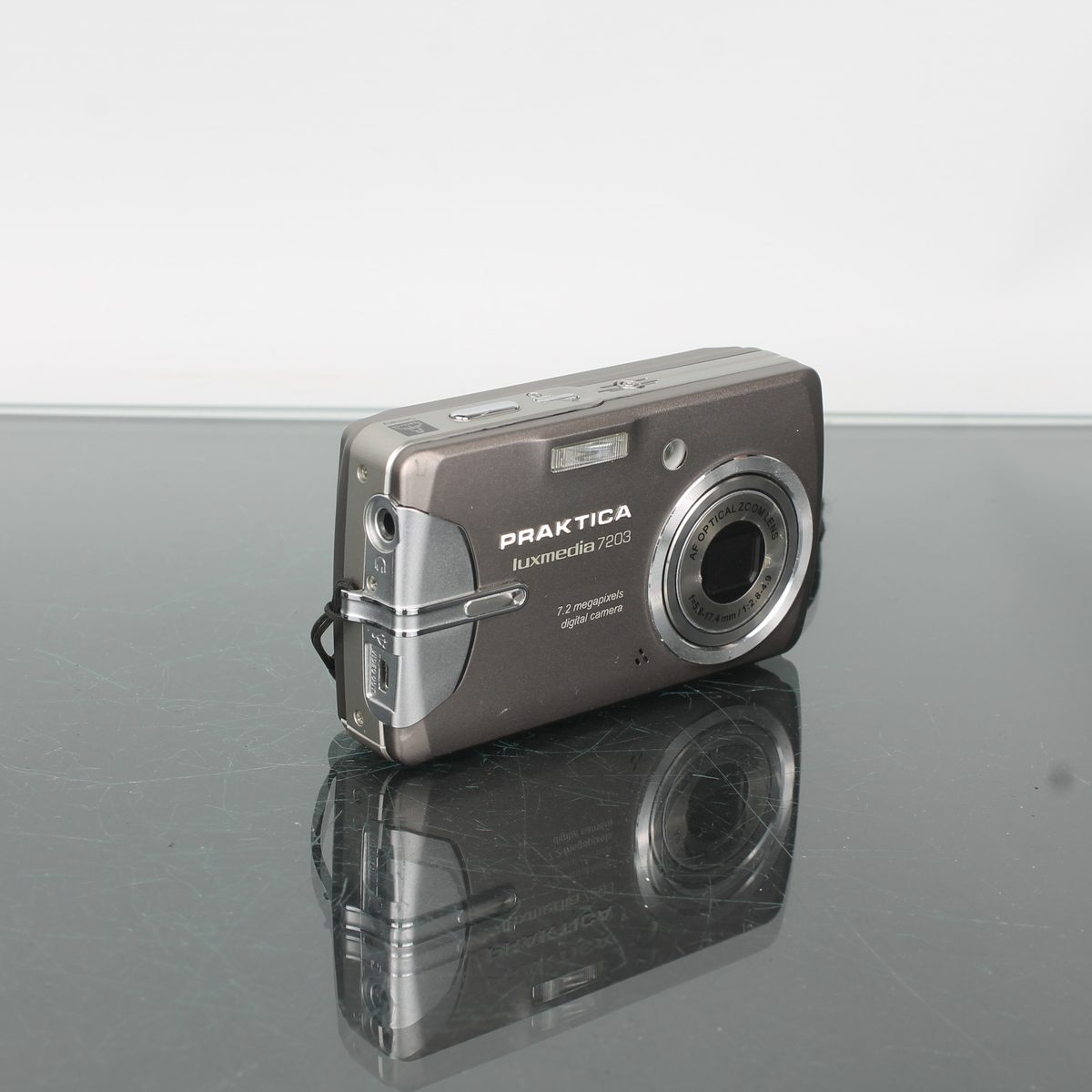 Praktica Luxmedia 7203
