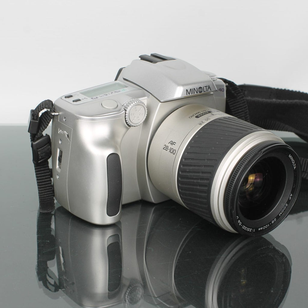 Minolta Dynax 40 + Minolta AF 28-100mm 1:3.5-5.6