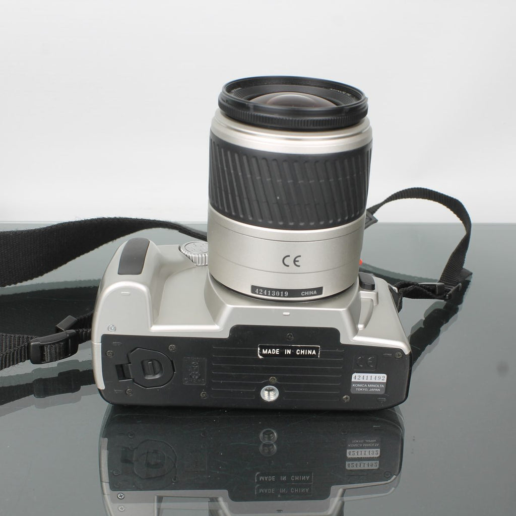 Minolta Dynax 40 + Minolta AF 28-100mm 1:3.5-5.6