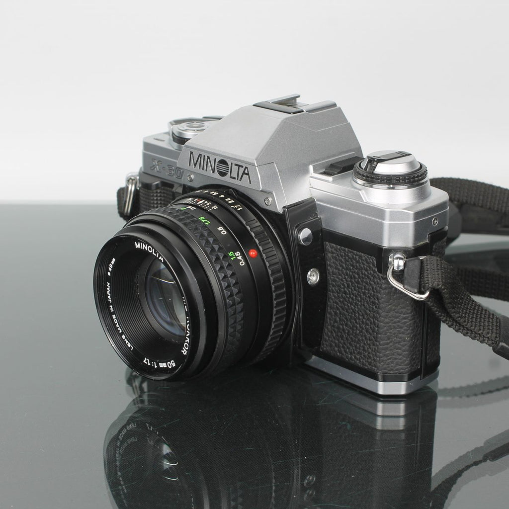 Minolta X-300 + Minolta MD 50mm 1:1.7