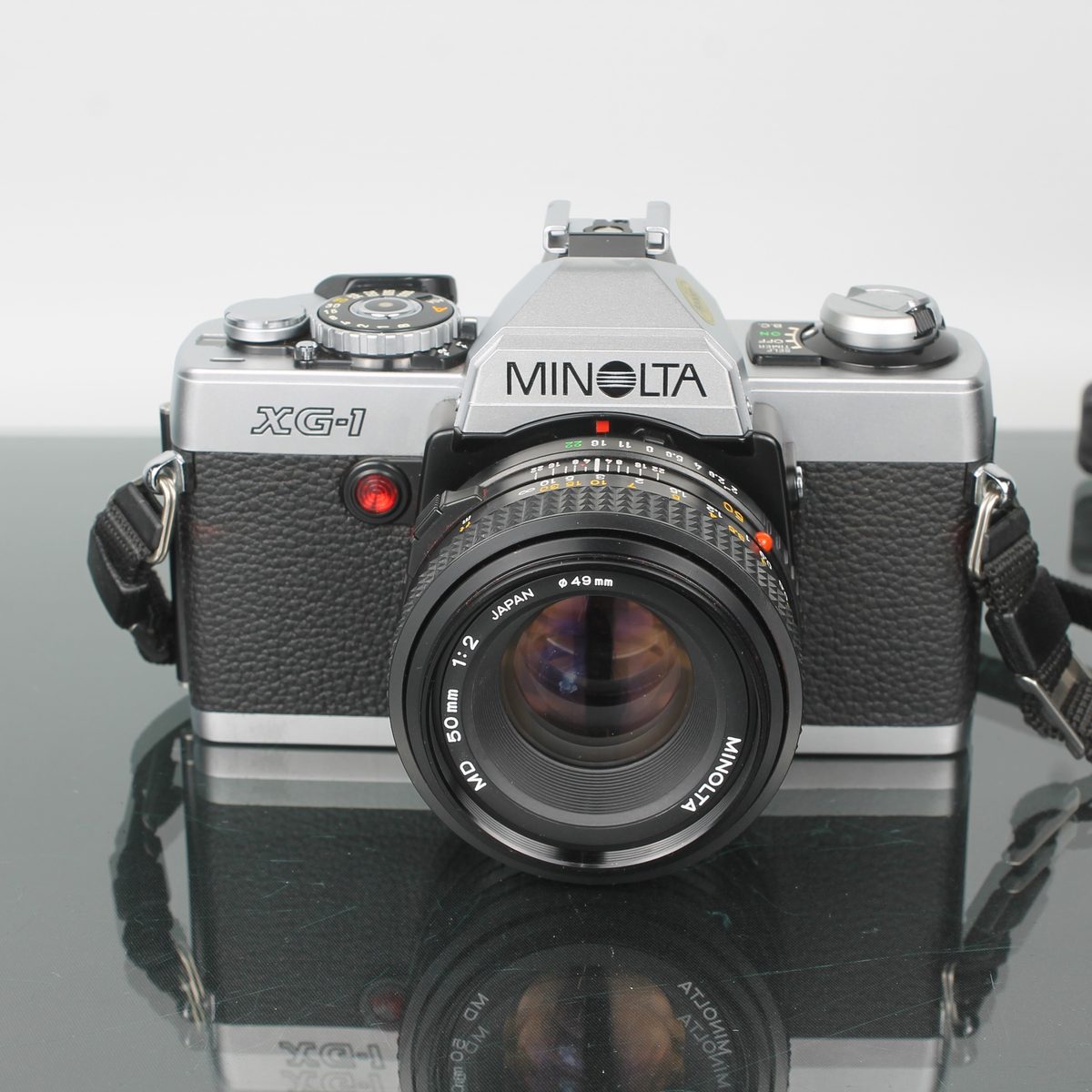 Minolta XG-1 + Minolta MD 50mm 1:1