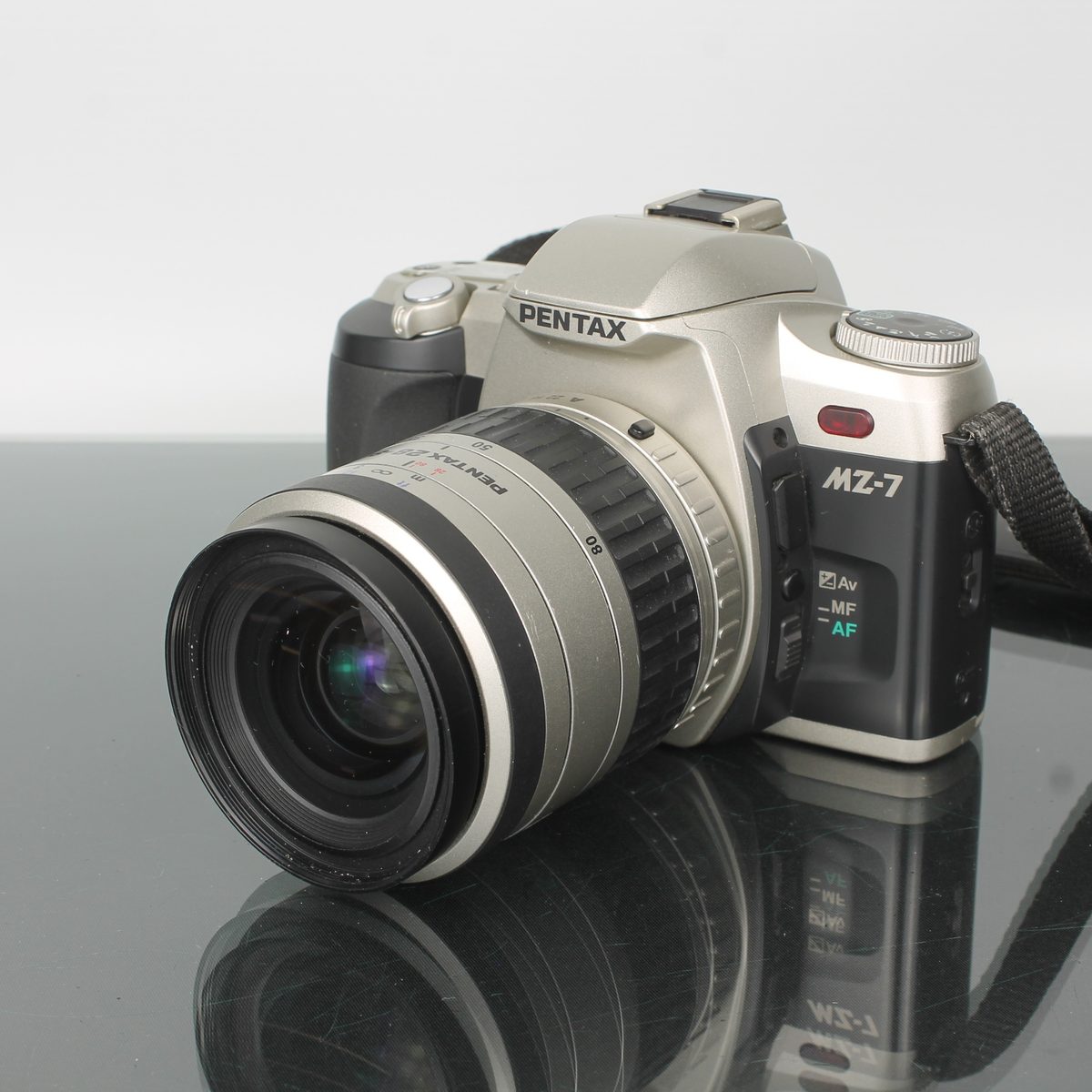 Pentax MZ-7 + Pentax 28-80