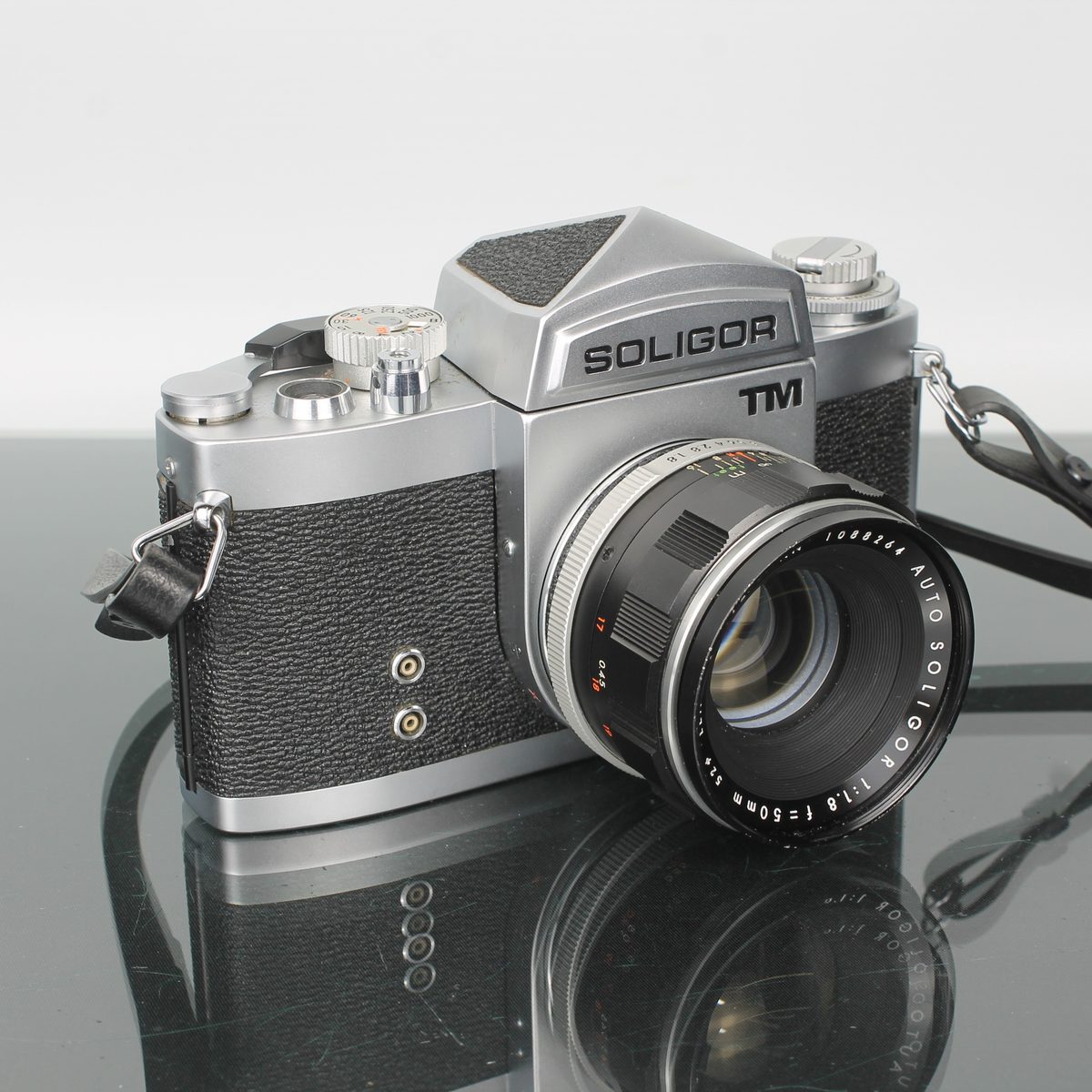 Soligor TM + Auto Soligor 1.8 F=50mm