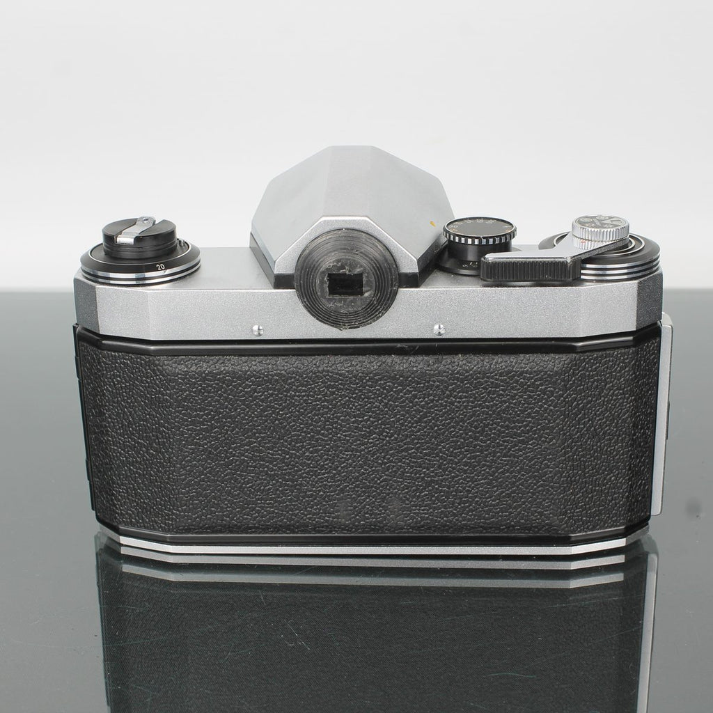 Praktica Super TL + aus Jena DDR 2.8/50mm