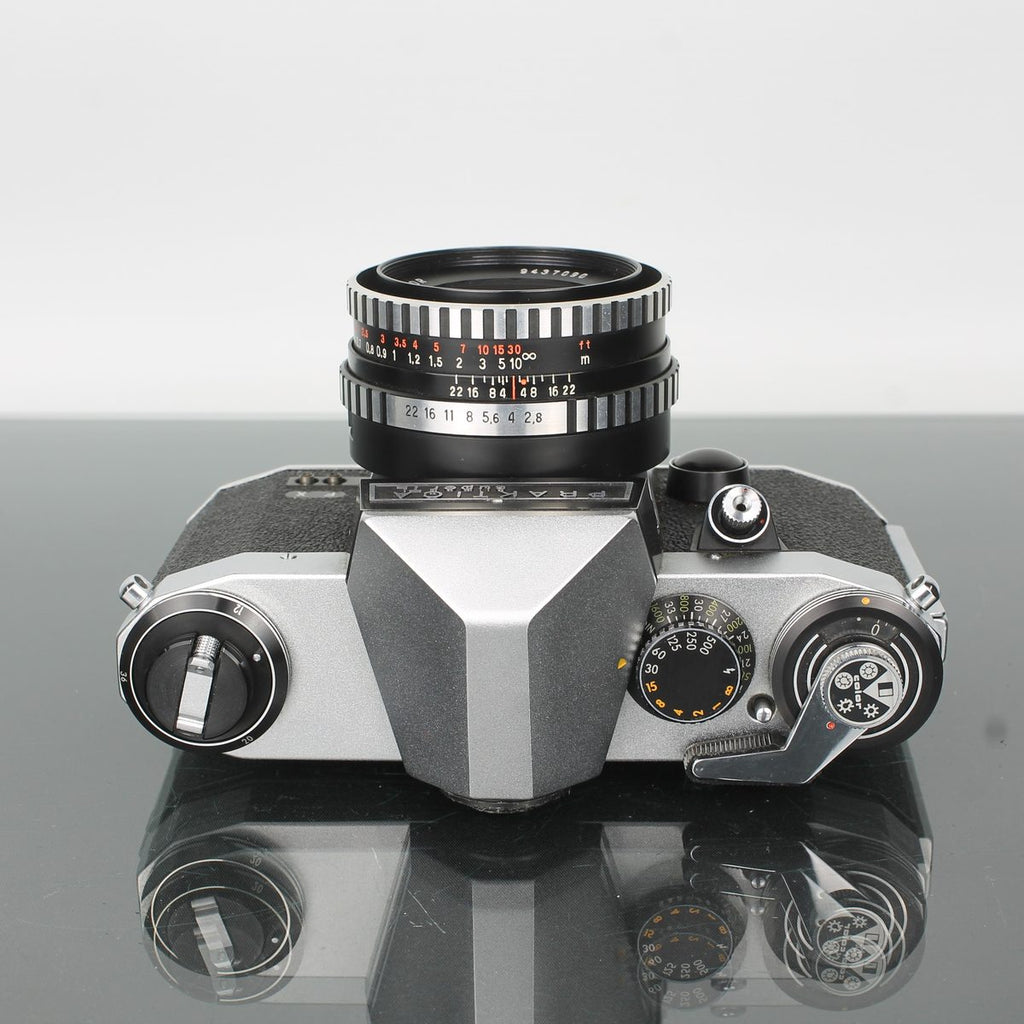 Praktica Super TL + aus Jena DDR 2.8/50mm