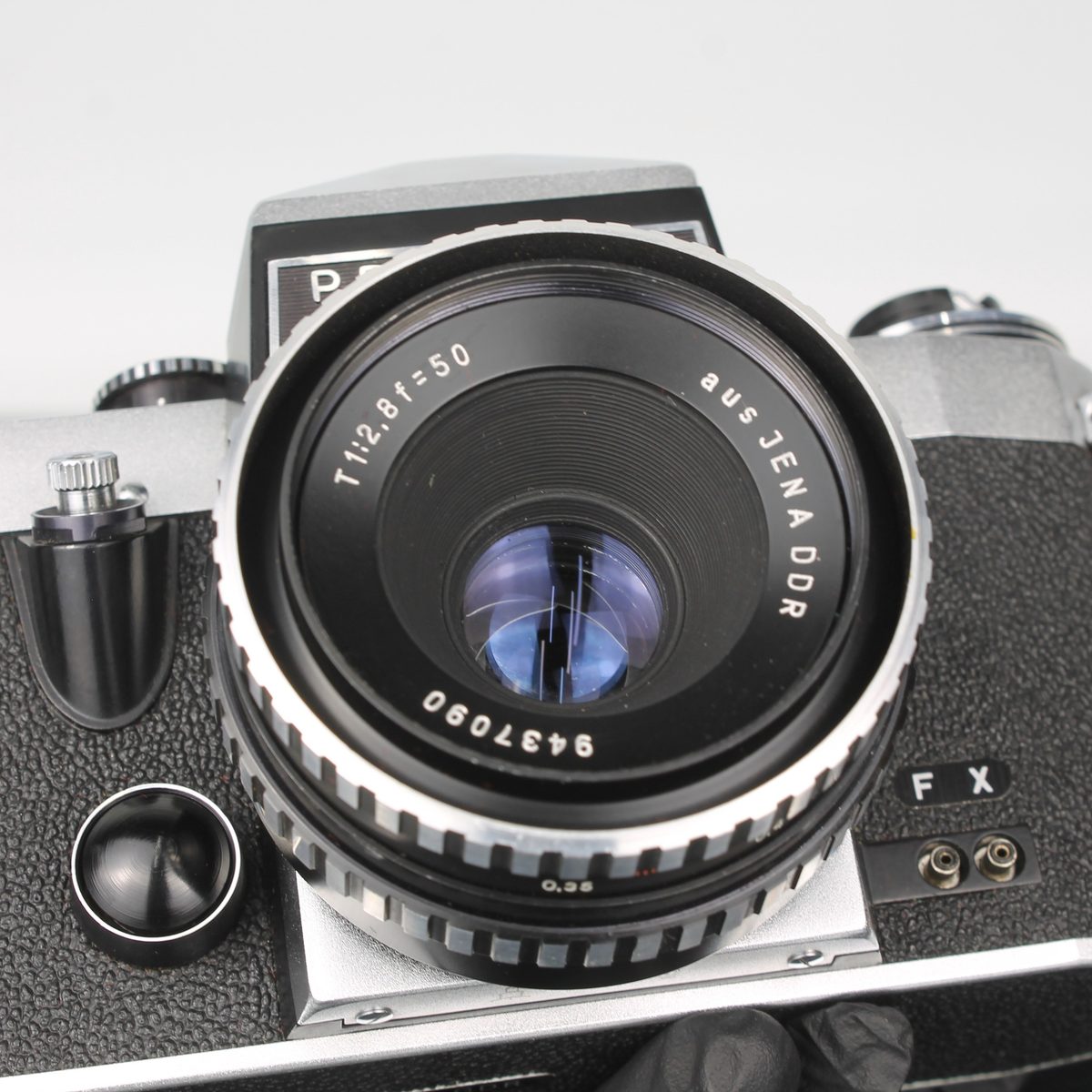 Praktica Super TL + aus Jena DDR 2.8/50mm